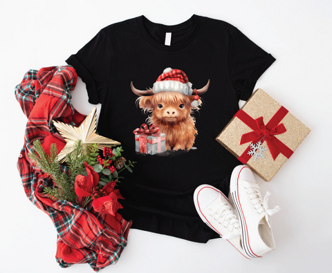 Festive Highland Cow Cheer: Christmas Themed Softstyle Shirt with Highland Cow