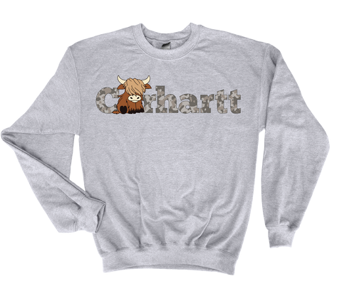 Highland Cow in Camo – Cozy Sweatshirt